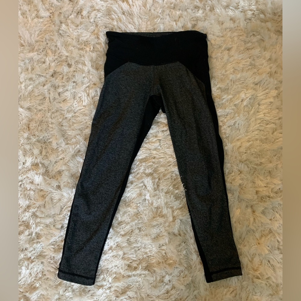 90 degree 3/4 length leggings size xs/s